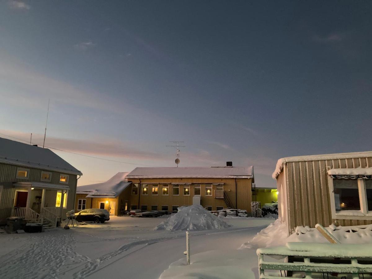 Kuttainen Lodge Karesuando Екстер'єр фото