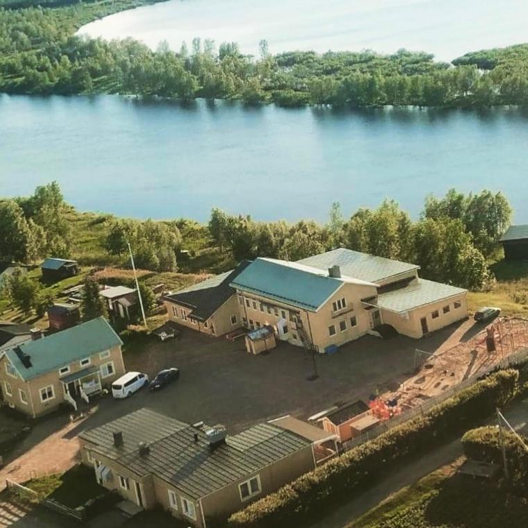 Kuttainen Lodge Karesuando Екстер'єр фото