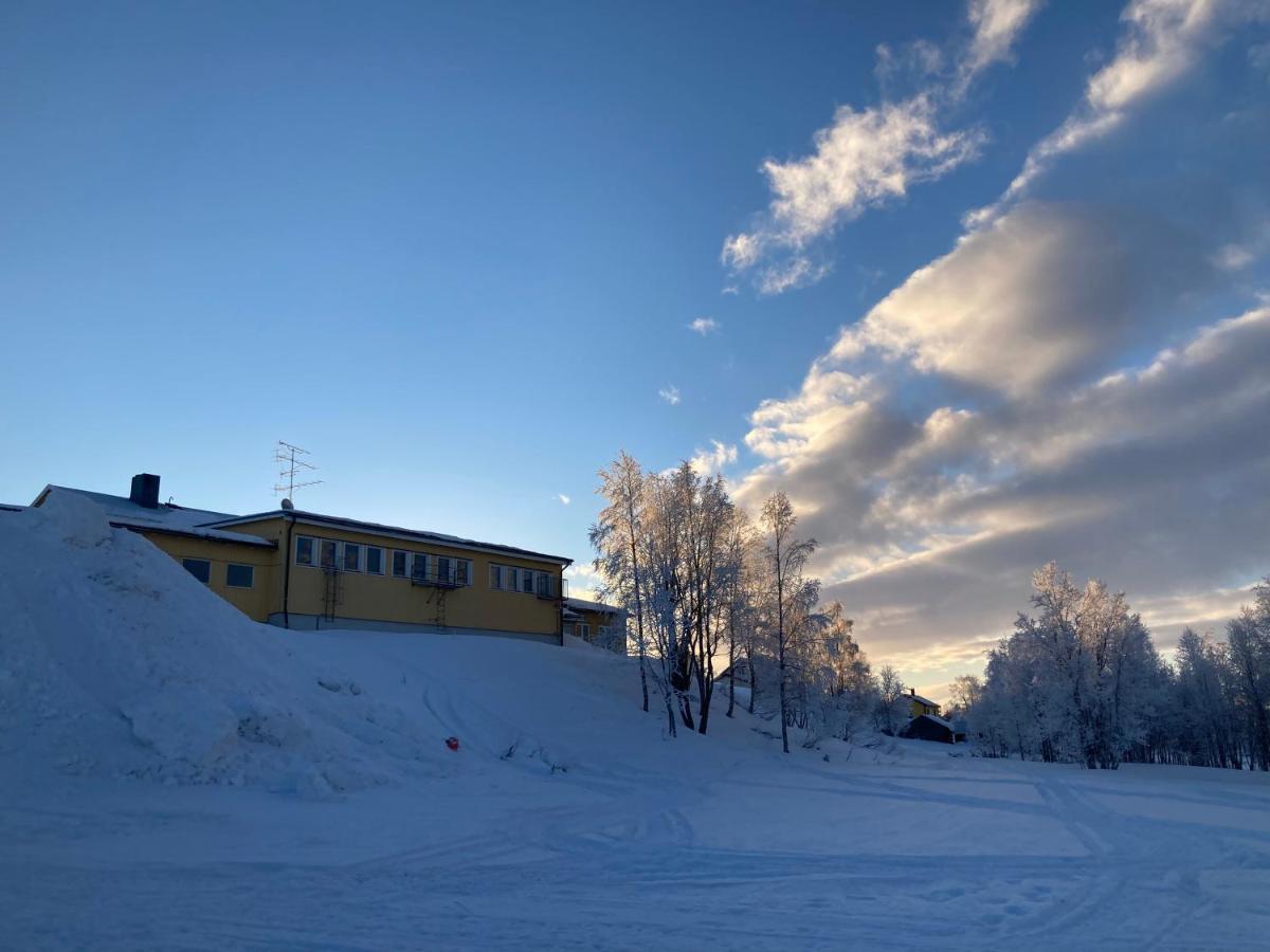 Kuttainen Lodge Karesuando Екстер'єр фото
